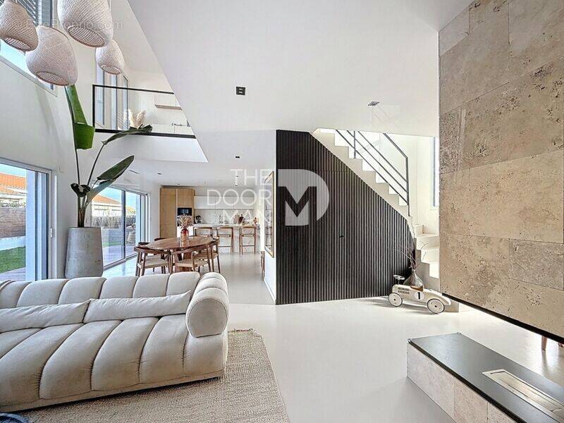 Maison à LES SORINIERES