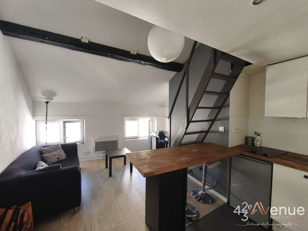Appartement 18 m² à Saint-Etienne  - photo 2