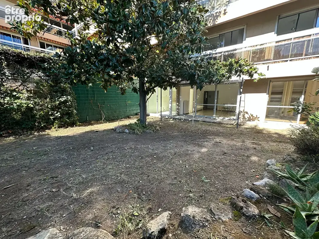 Vente Aix Qt Axium proche centre à pied LC Gestion vous propose cet appartement de type 2 avec terrasse,  jardin privatif, cave, - photo 6