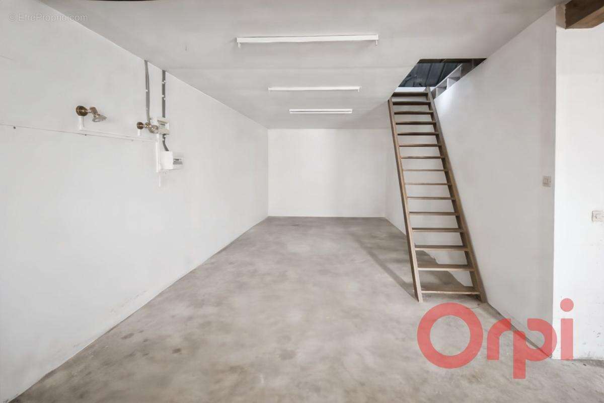 Maison à MORNAY-SUR-ALLIER