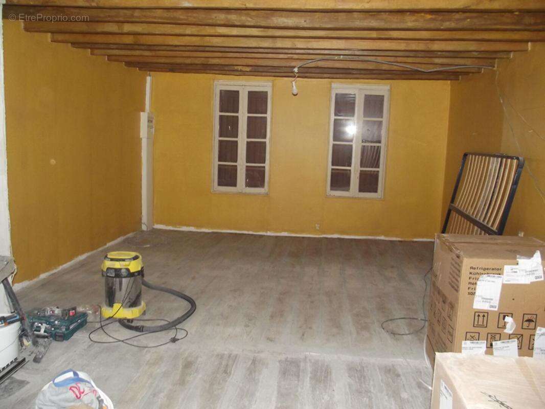 Appartement à CHAVANGES