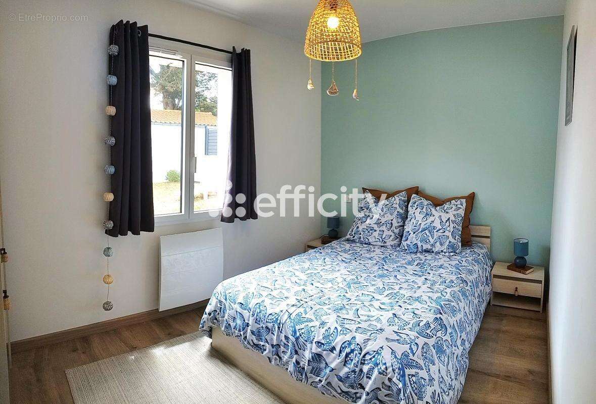 Maison 102 m² à Barbatre  - photo 13