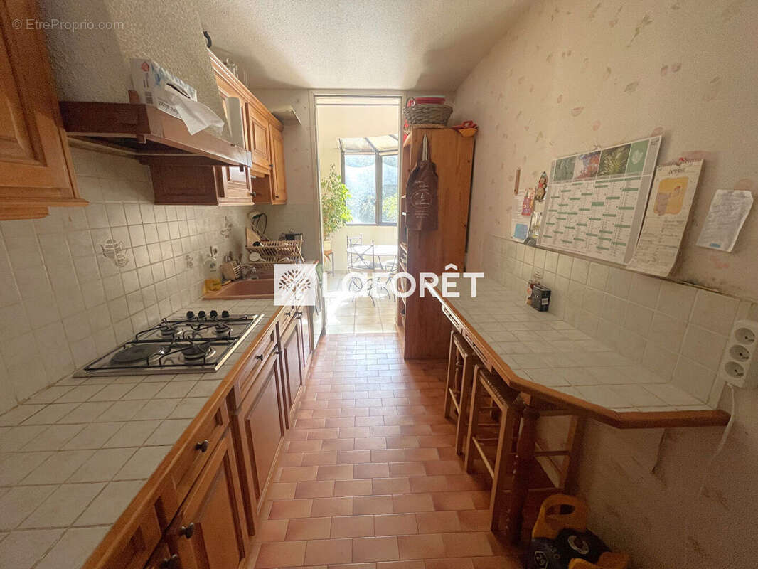 Appartement à SAINT-LAURENT-DU-VAR