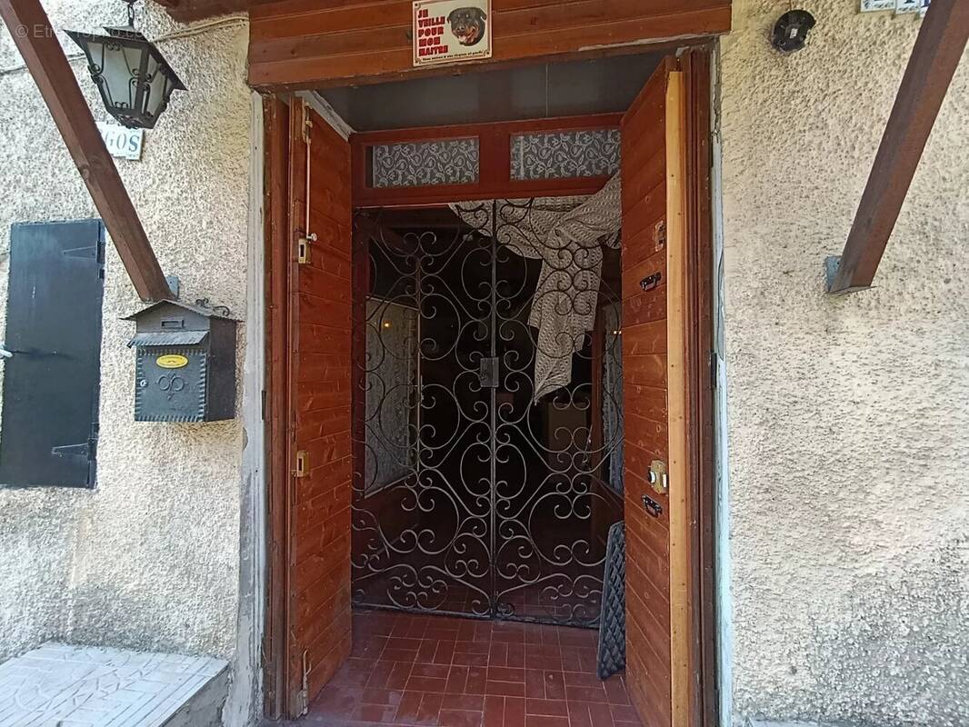 Maison à BARRET-SUR-MEOUGE