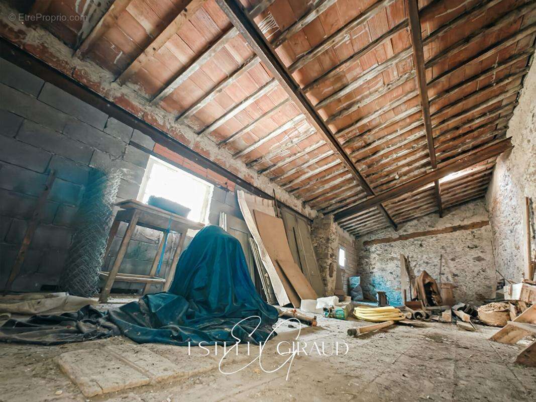 Maison à CAUNES-MINERVOIS