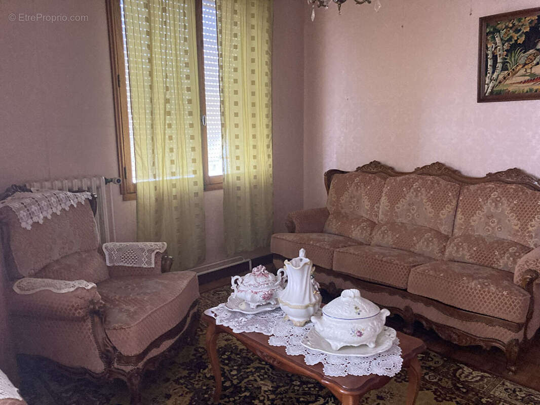 Maison à LE PERRIER