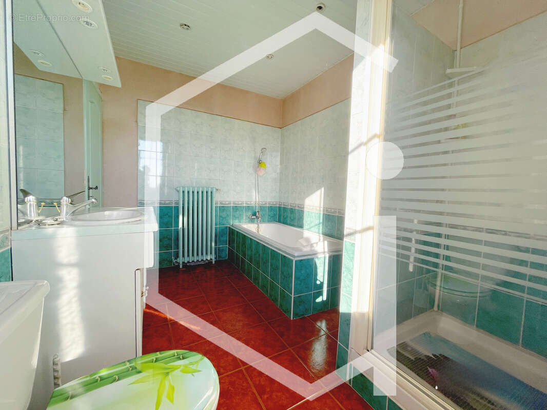 Maison à ENTRAINS-SUR-NOHAIN