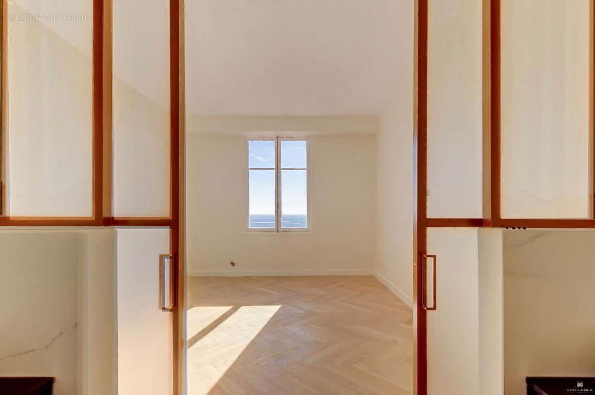 Appartement à BEAULIEU-SUR-MER