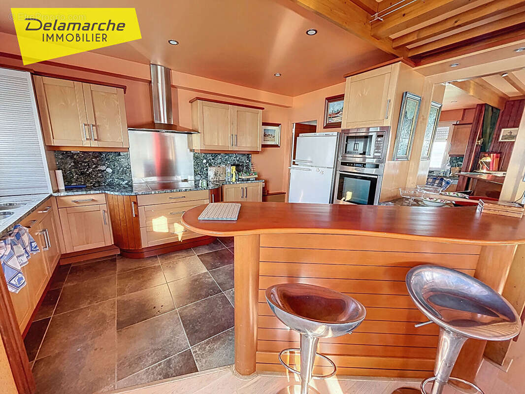 Appartement à HAUTEVILLE-SUR-MER