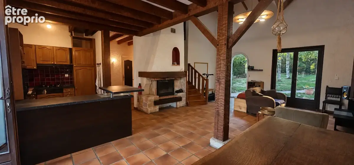 Maison 110 m2 avec terrain clos, garage et buanderie - photo 6