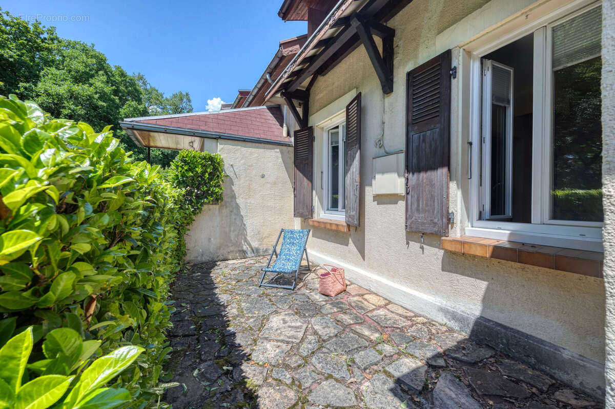 Maison à CHAMP-SUR-DRAC