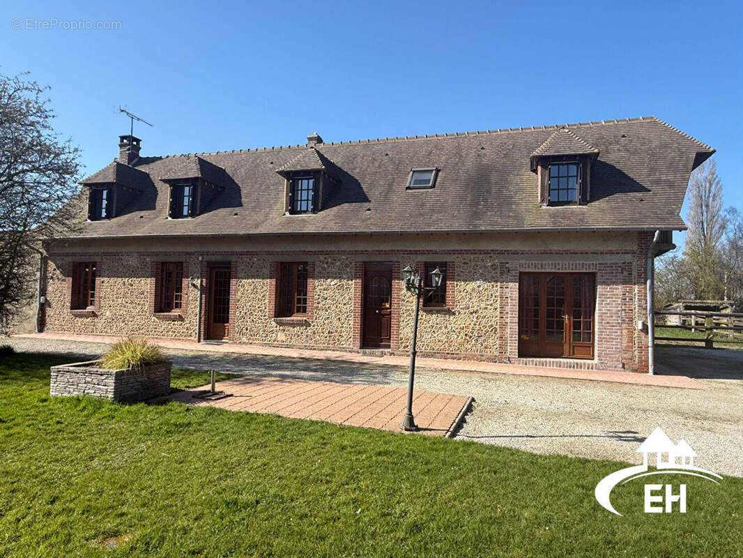 Maison à L&#039;AIGLE