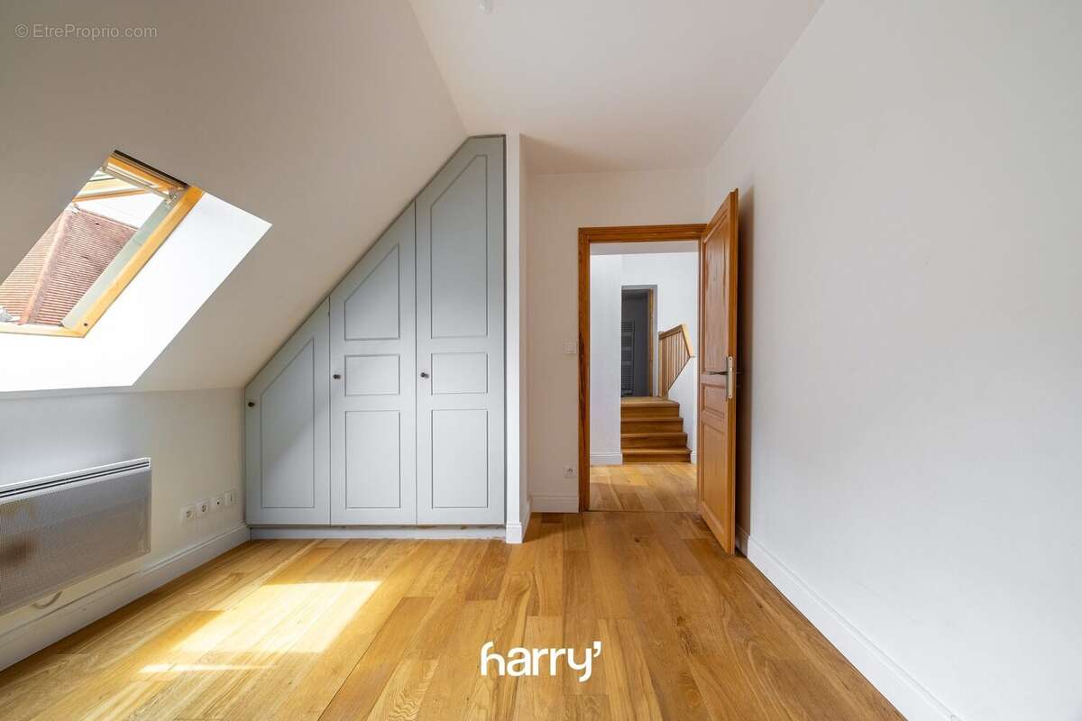 Appartement 70 m² à Besancon  - photo 5
