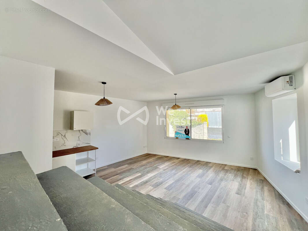 Maison à AIGUEPERSE