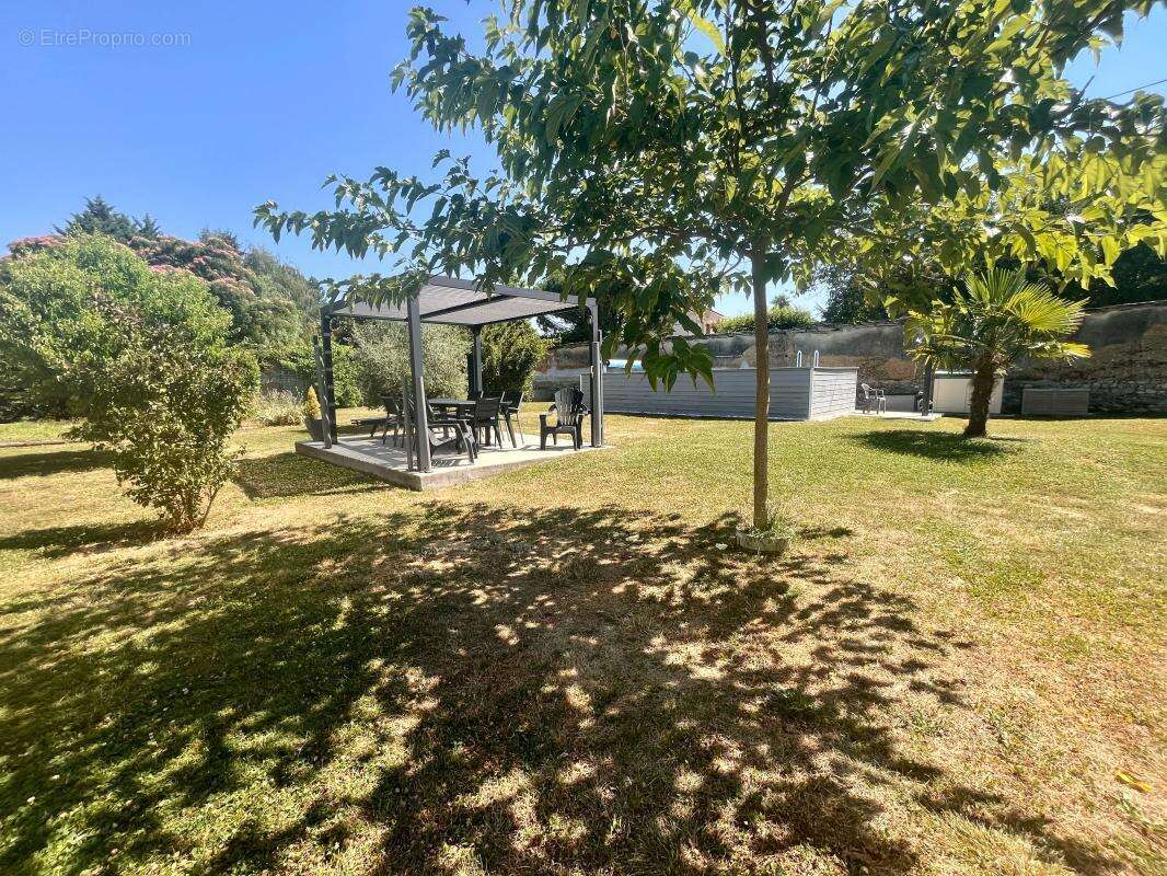En exclusivité - maison dauphinoise avec joli terrain et dépendances a sainte-blandine (38110) - photo 16