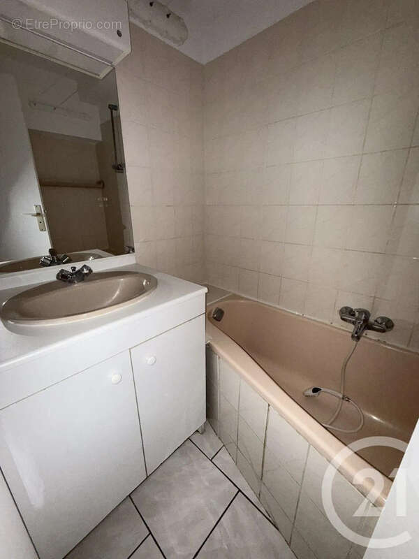 Appartement 38 m² à Lille  - photo 5