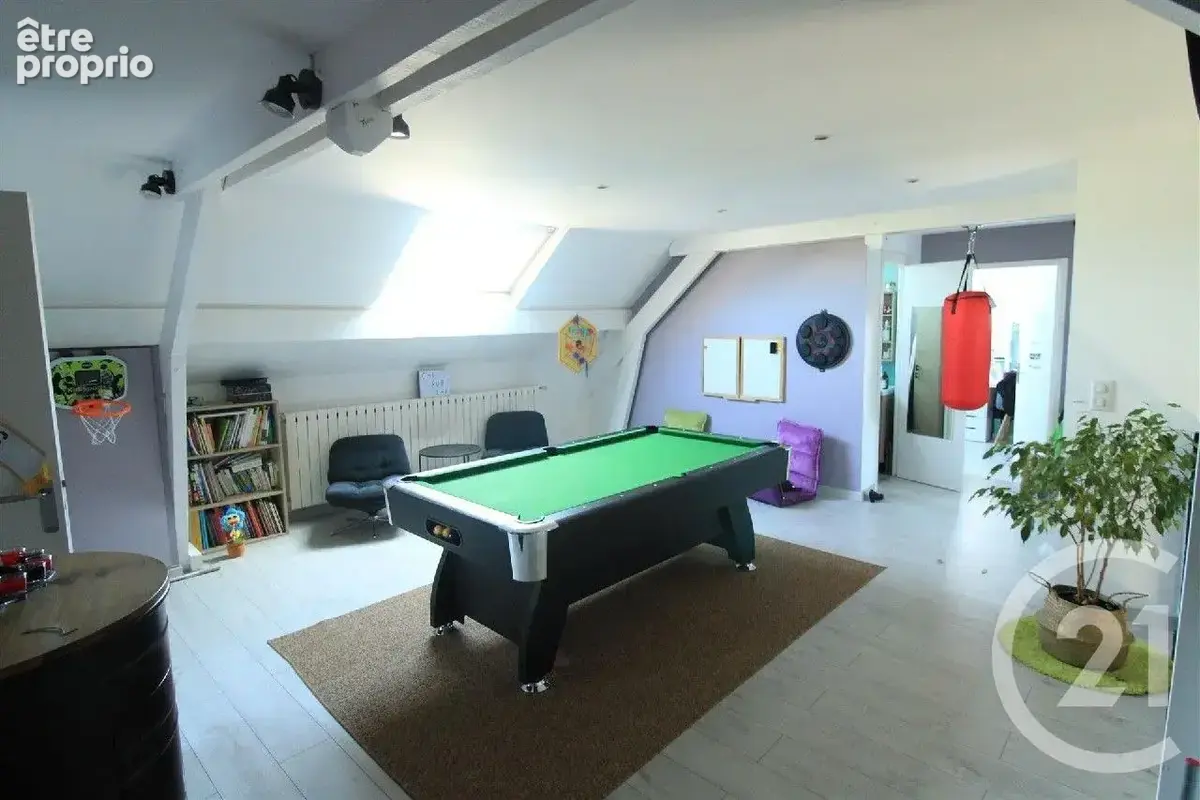 Maison 220 m² à Yerres  - photo 11