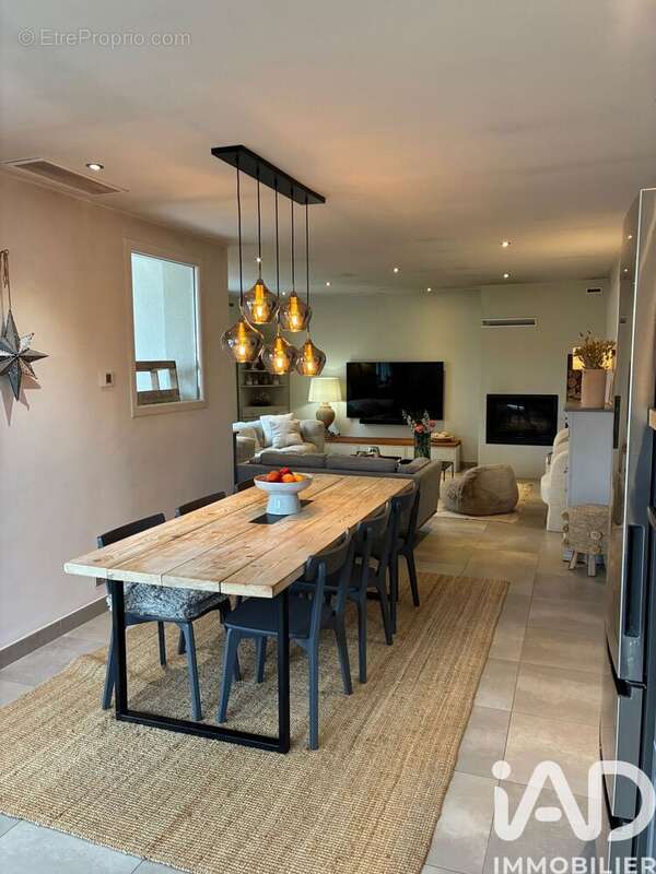 Maison 177 m² à Le Pontet  - photo 9