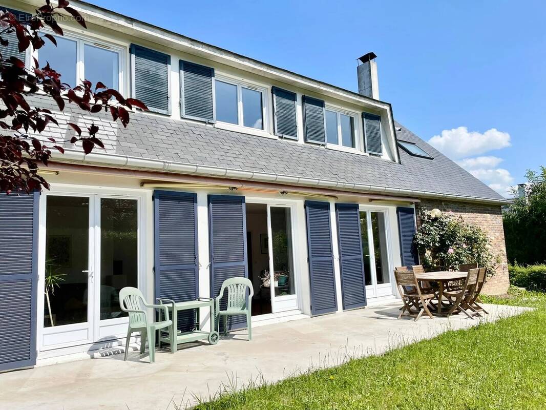 Maison à L'ETANG-LA-VILLE