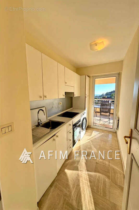 Appartement à BEAUSOLEIL