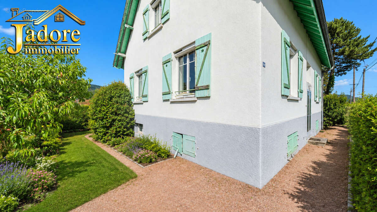 Maison 118 m² à Anould  - photo 2