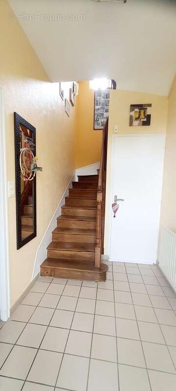 Maison 156 m² à Antran  - photo 7