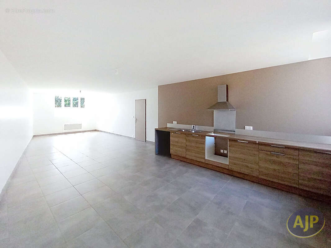 Appartement à LESPARRE-MEDOC