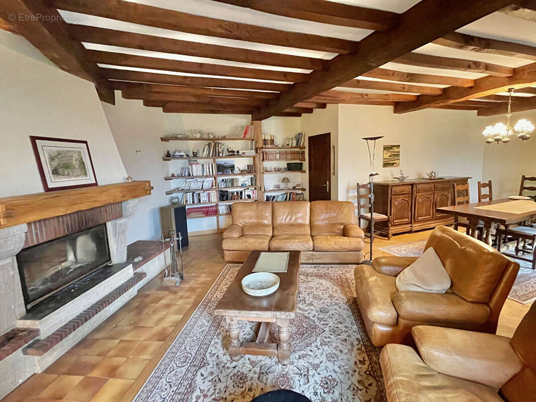 Maison à BOURGOIN-JALLIEU