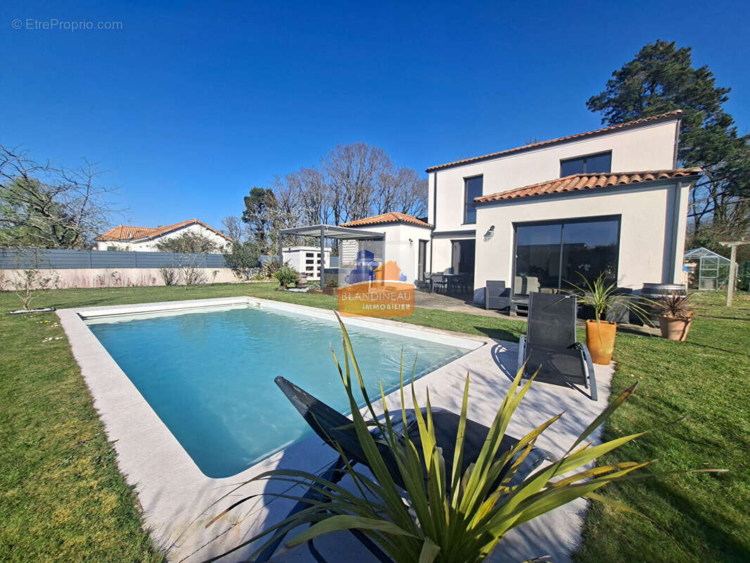 Maison à SAINT-JEAN-DE-BOISEAU