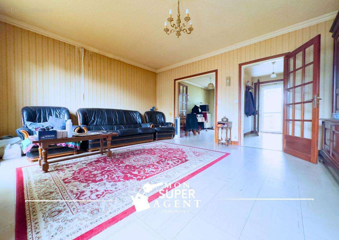 Maison à LE MEE-SUR-SEINE