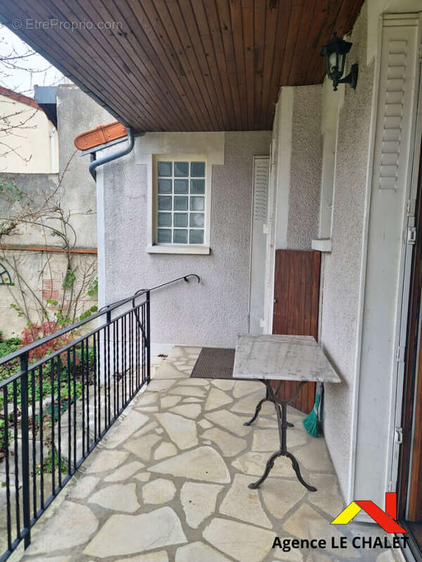 Maison à VILLENEUVE-LE-ROI