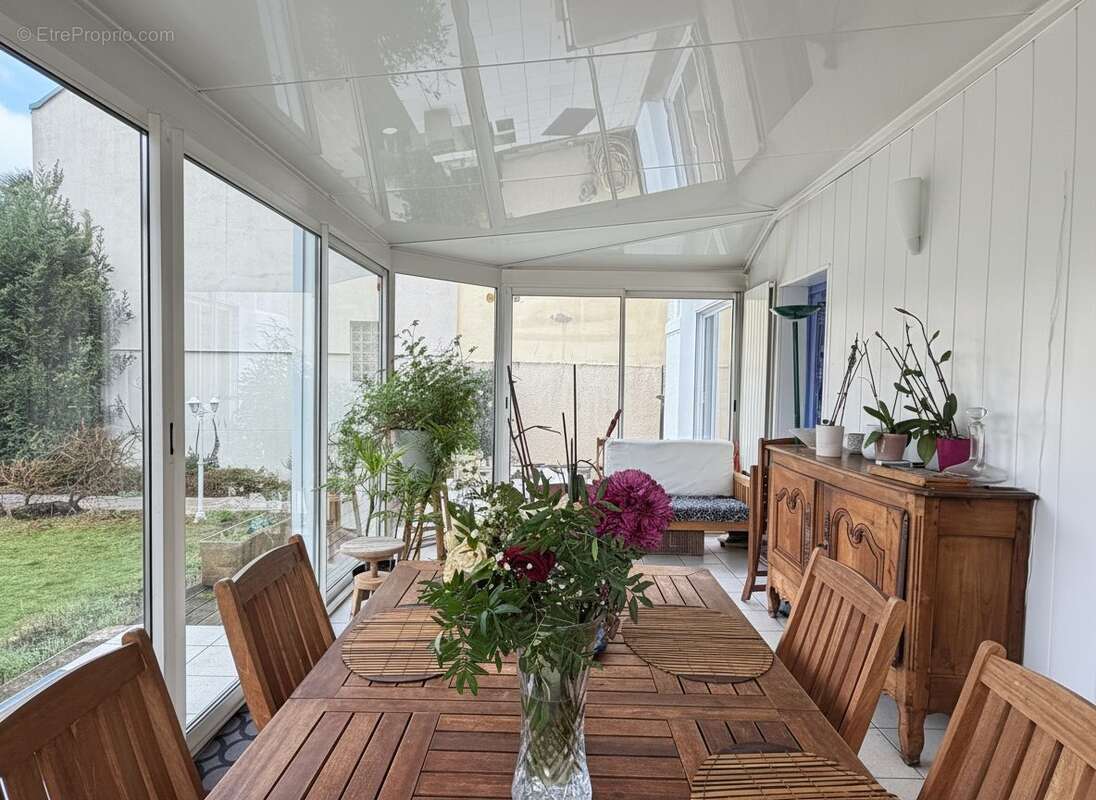 Maison à MONTLIGNON