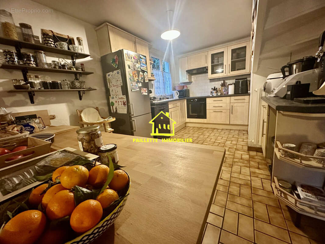 Maison à SAINT-LAURENT-DE-BREVEDENT