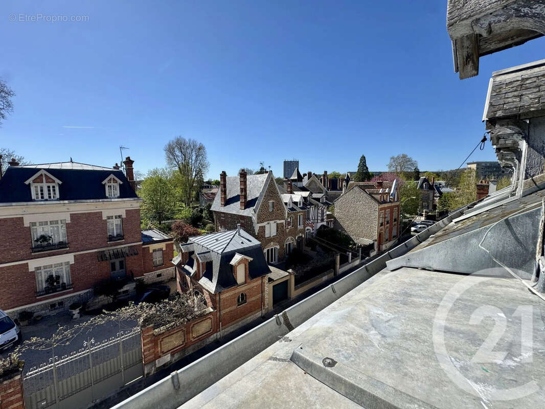 Appartement à FONTAINEBLEAU