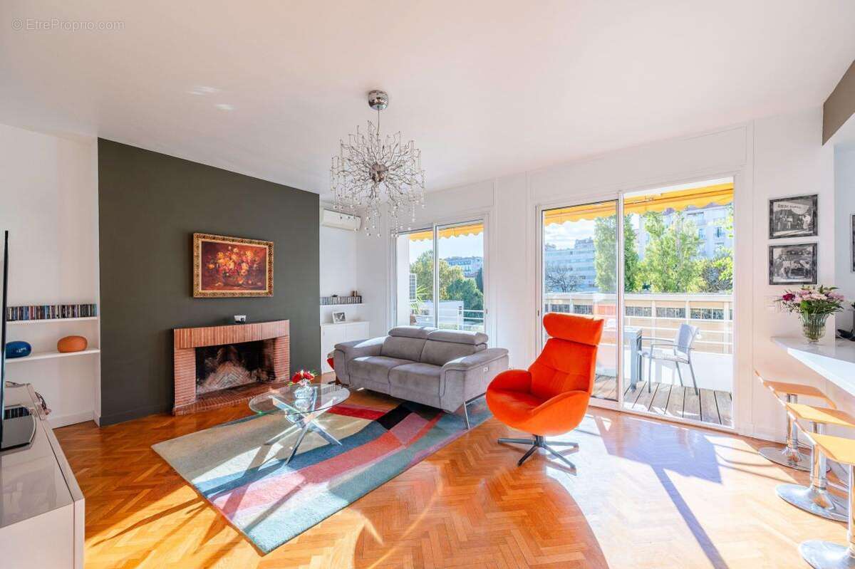 Appartement à MARSEILLE-8E