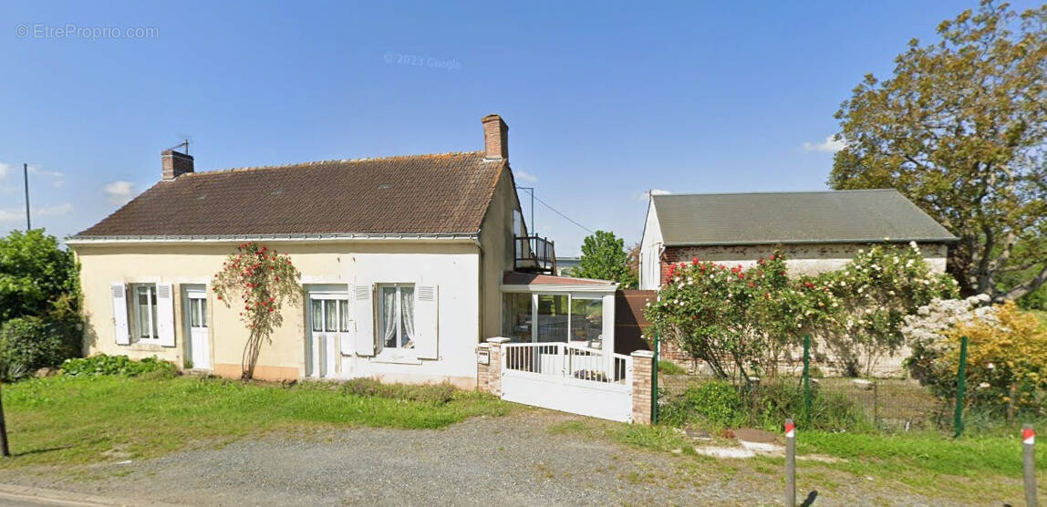 Maison à SARGE-LES-LE-MANS