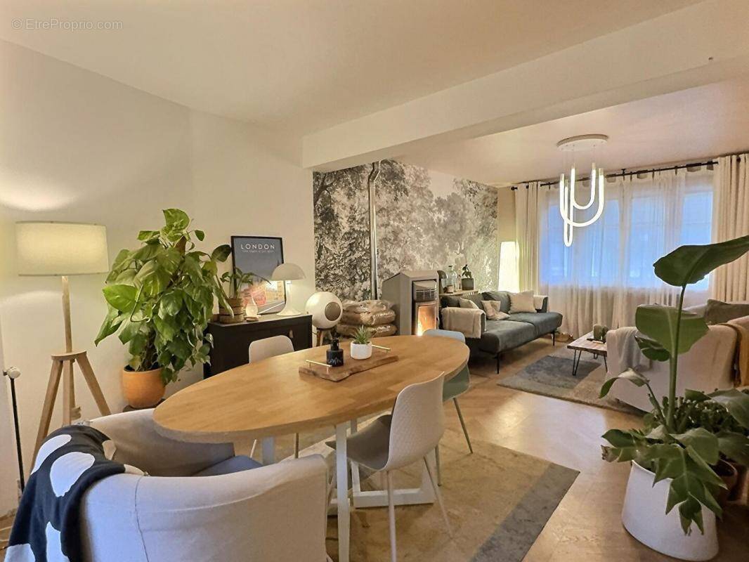 Maison à LE PONT-DE-BEAUVOISIN