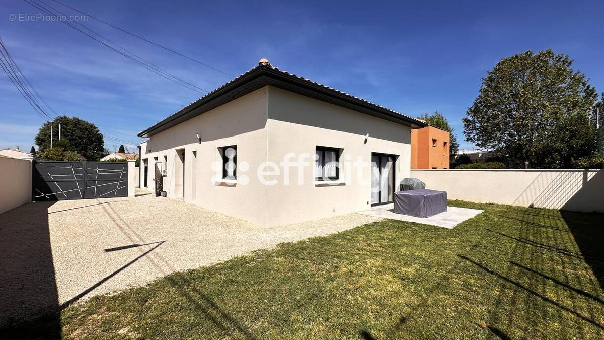 Maison à PIERRELATTE