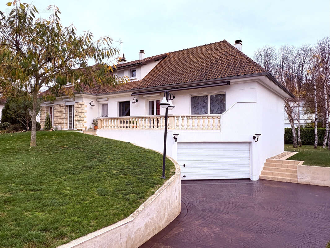 Maison à ORMESSON-SUR-MARNE