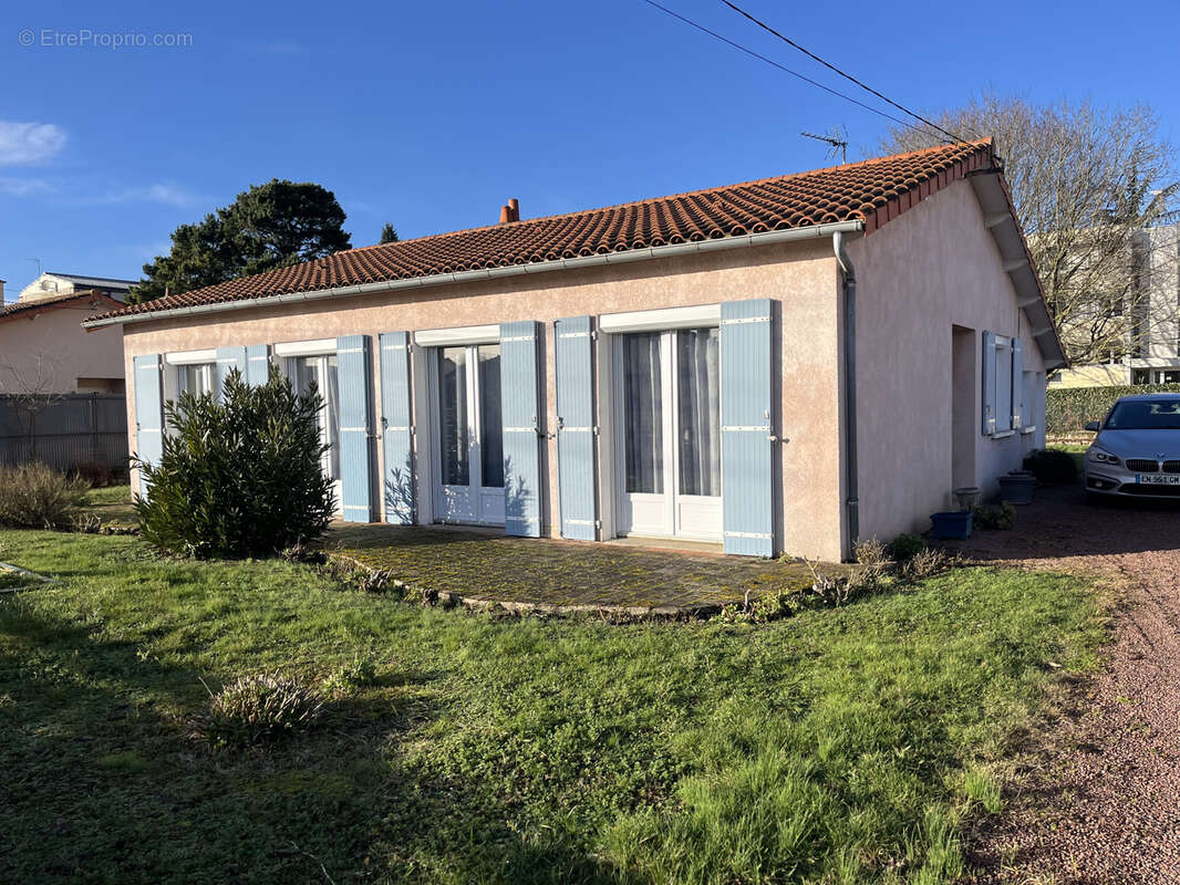 Maison à THOUARS