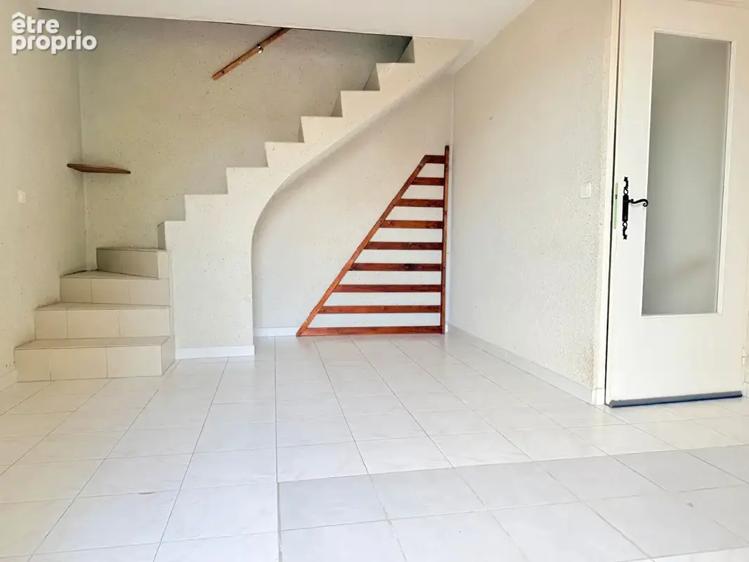 Immeuble de rapport - 7 pièces - 103m² - photo 3