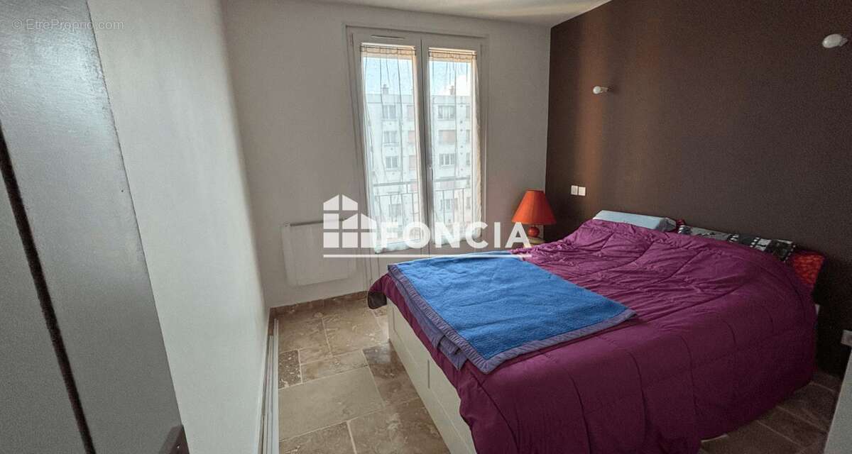 Appartement à DECINES-CHARPIEU