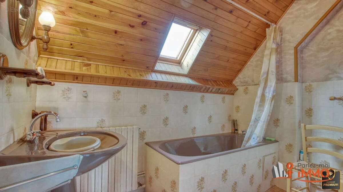 Maison à LA TOURETTE