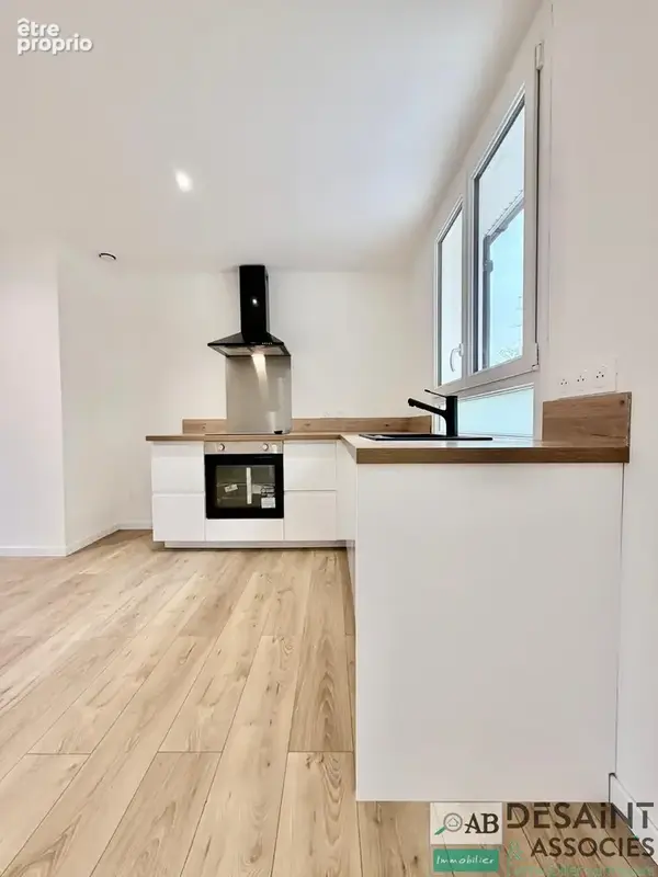 Bouleurs, maison individuelle de 108 m2 avec 5 chambres, garage, places de parking. Terrain de 929 m2 - photo 4