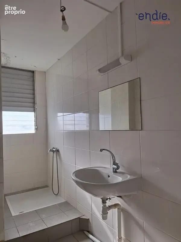 Appartement 4 pièces 70 m² à vendre à Basse-Terre (97100) - photo 7