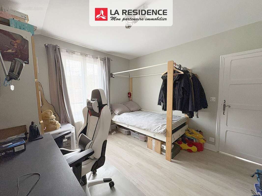 Maison à MONTIGNY-LES-CORMEILLES