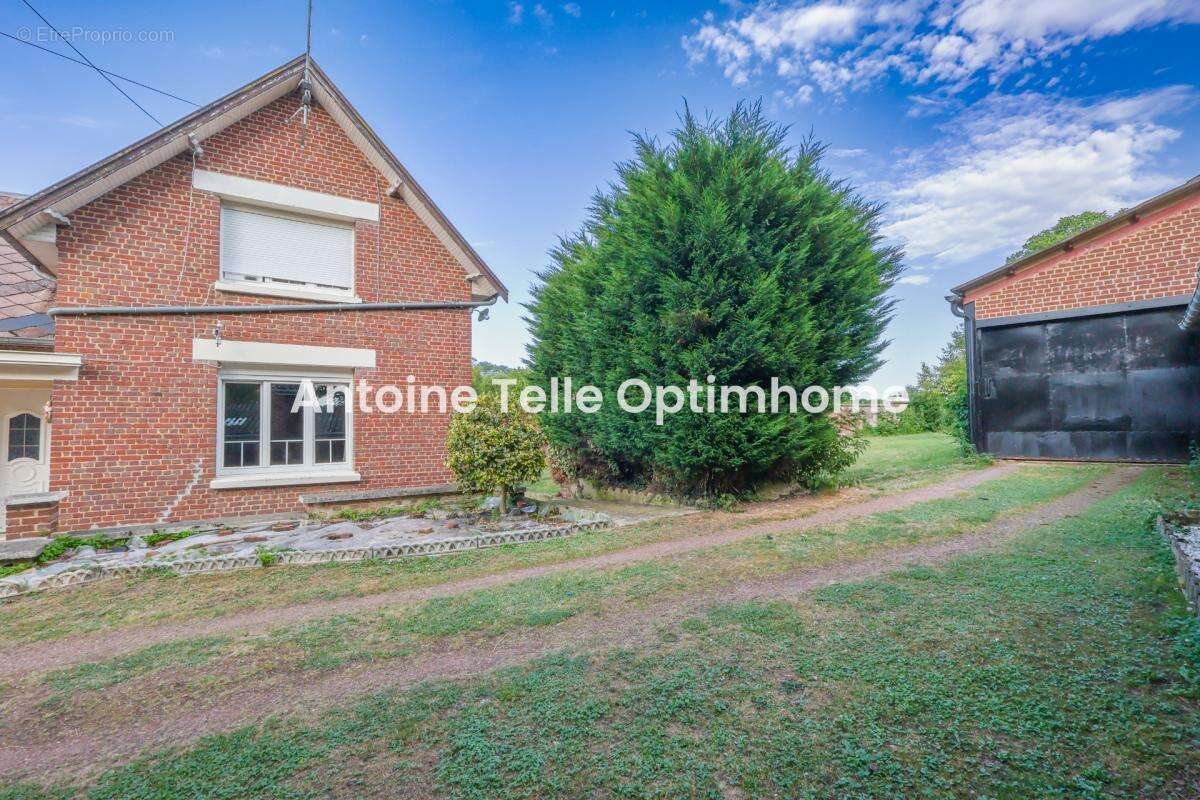 Proche Le Cateau 59360 - Maison individuelle avec nombreuses dépendances & jardin sur 1700m² - photo 17