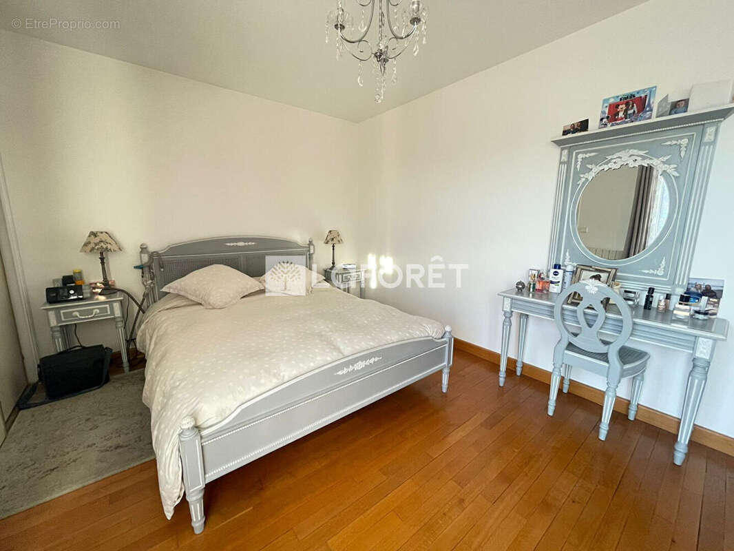 Maison à ORMESSON-SUR-MARNE