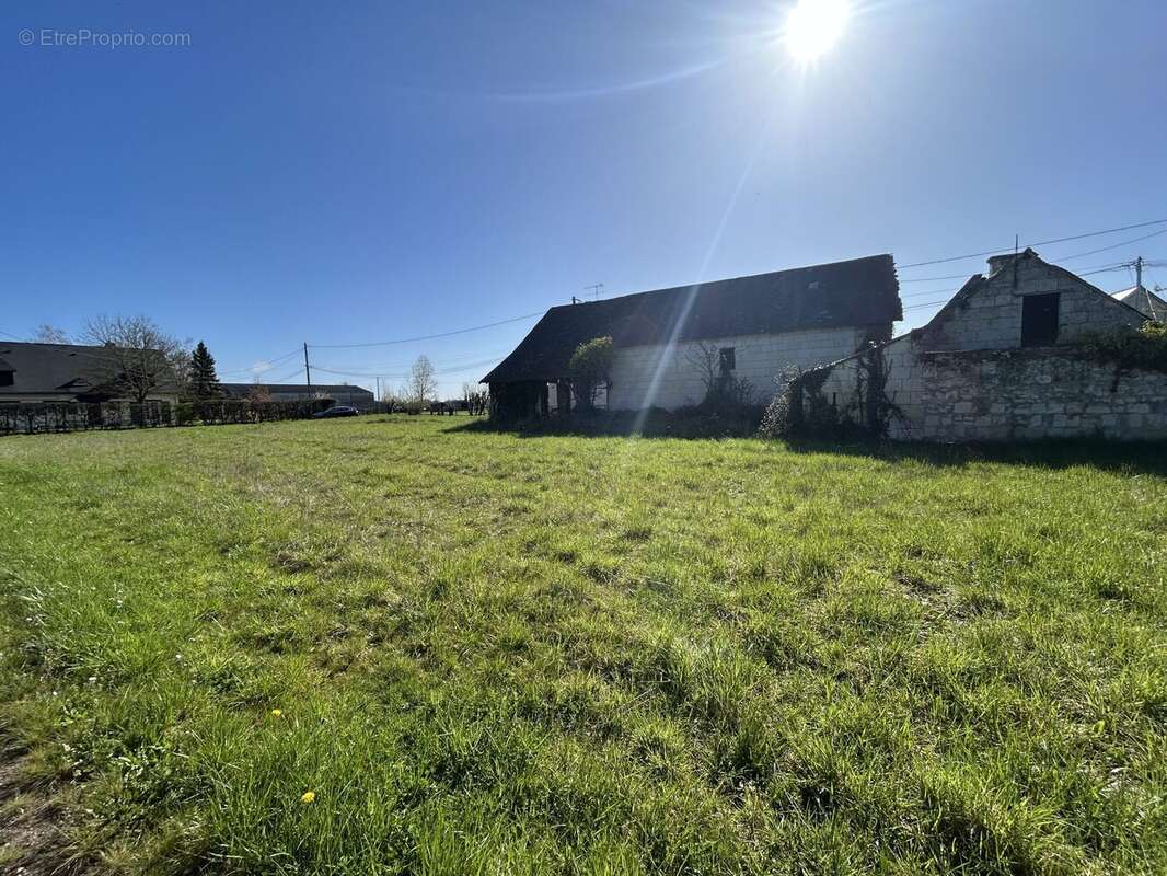 Maison à VILLEBERNIER