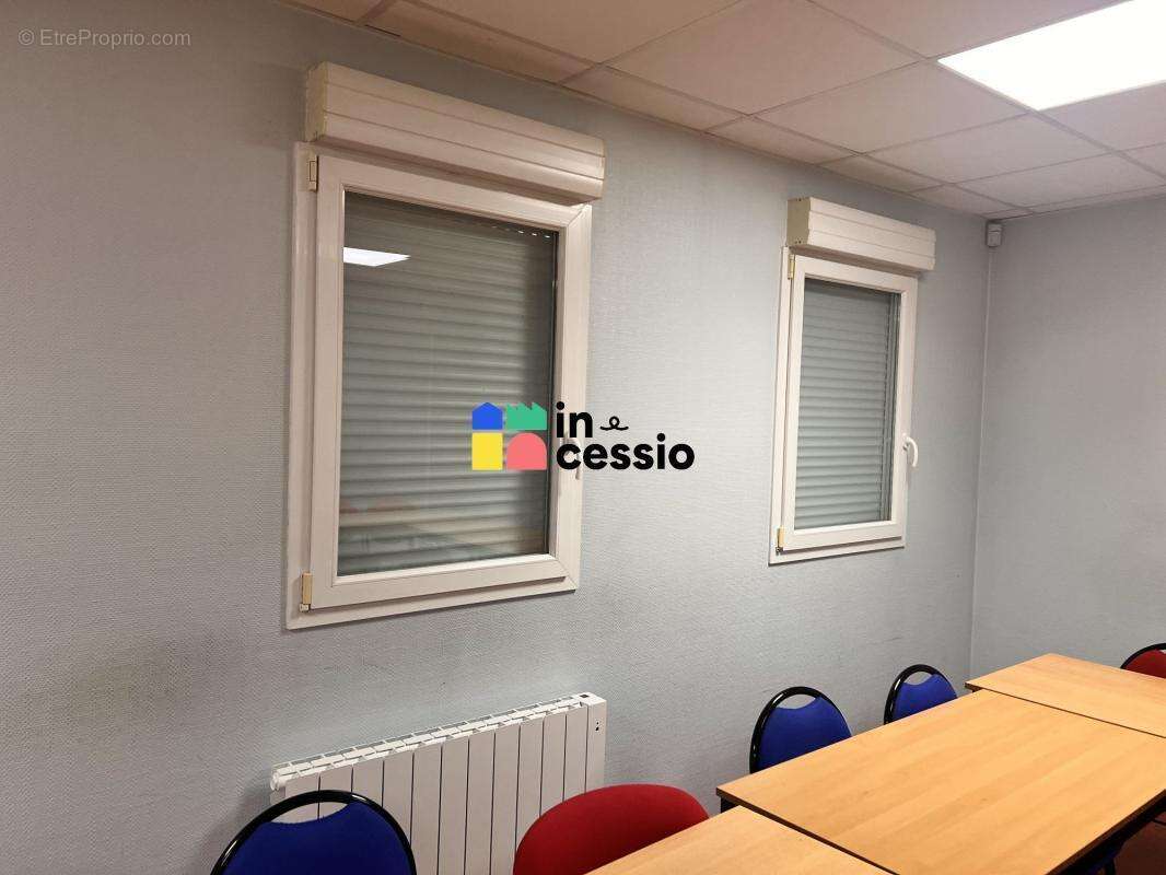 Offre rare ! Le Mans université : vos futurs bureaux dans un em - photo 13